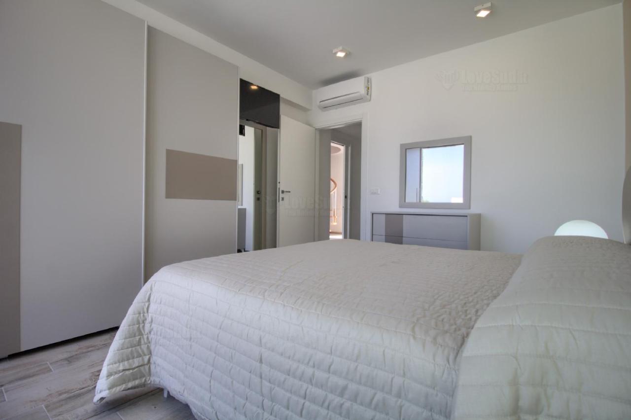 Jacuzzi Holiday Homes By Lovesud Santa Maria di Leuca Exterior photo