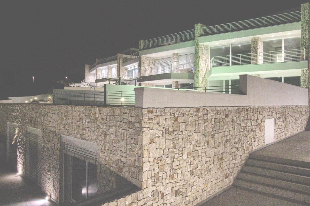 Jacuzzi Holiday Homes By Lovesud Santa Maria di Leuca Exterior photo