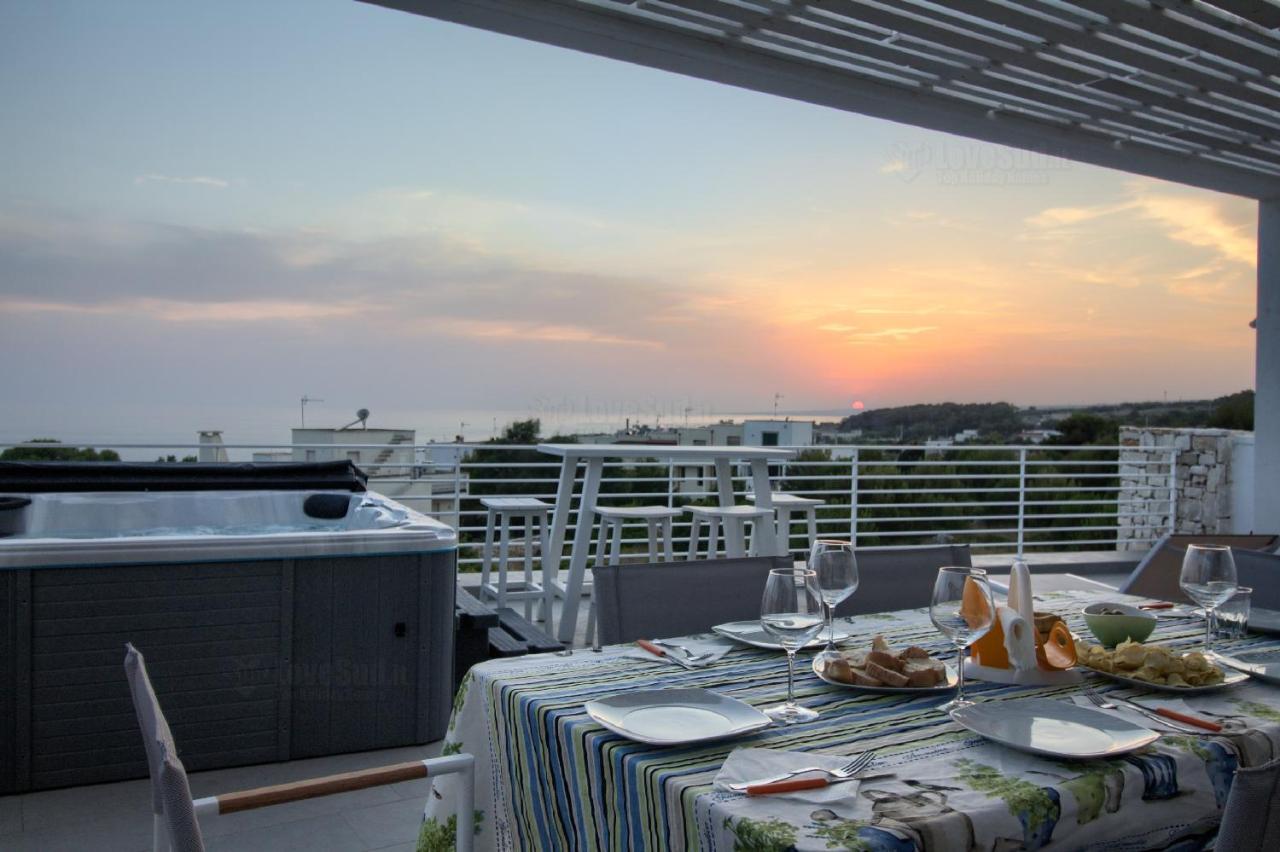 Jacuzzi Holiday Homes By Lovesud Santa Maria di Leuca Exterior photo